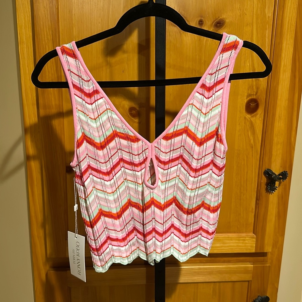 Torn by Ronny Kobo Knitted Pink Chevron Striped Keyhole Crop Tank Top NEW 🆕 - Picture 4 of 8
